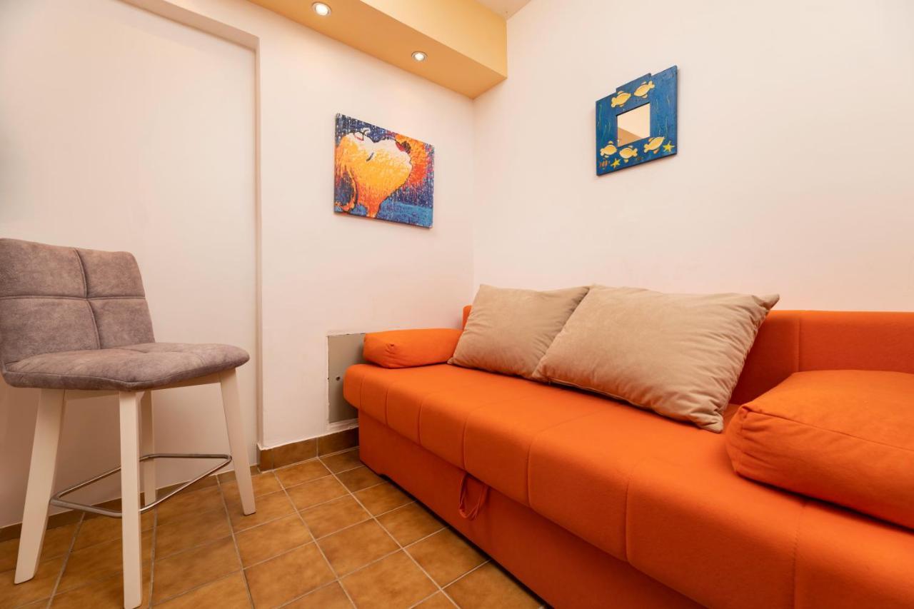 Apartman "Ela" ニヴィーチェ エクステリア 写真